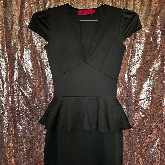 Boohoo Cap Sleeve Peplum Midi Black Dress - Picture 9 of 13